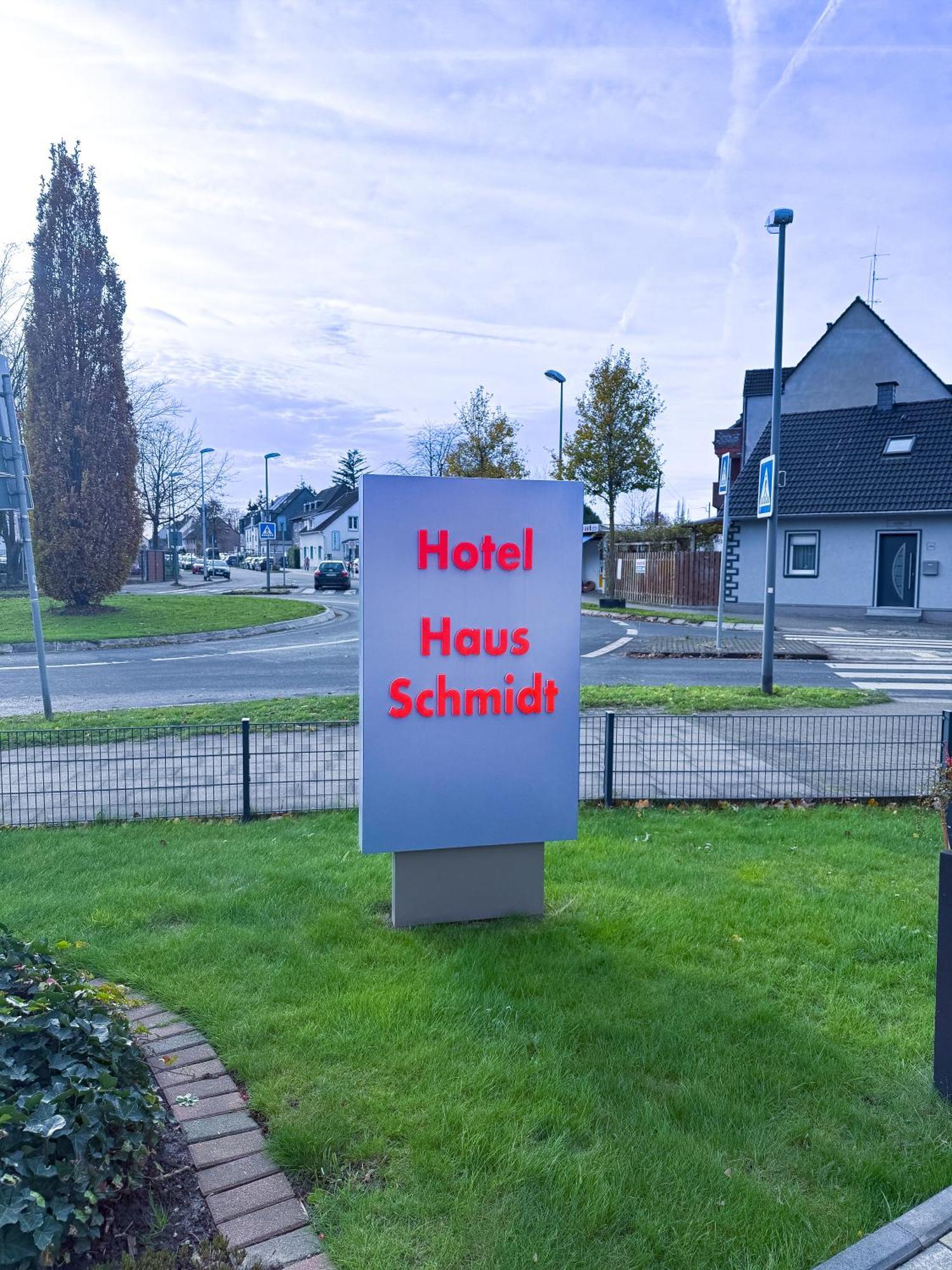 אסן Hotel Schmidt Garni מראה חיצוני תמונה